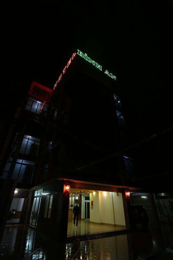 Binh An Hotel ノイバイ エクステリア 写真